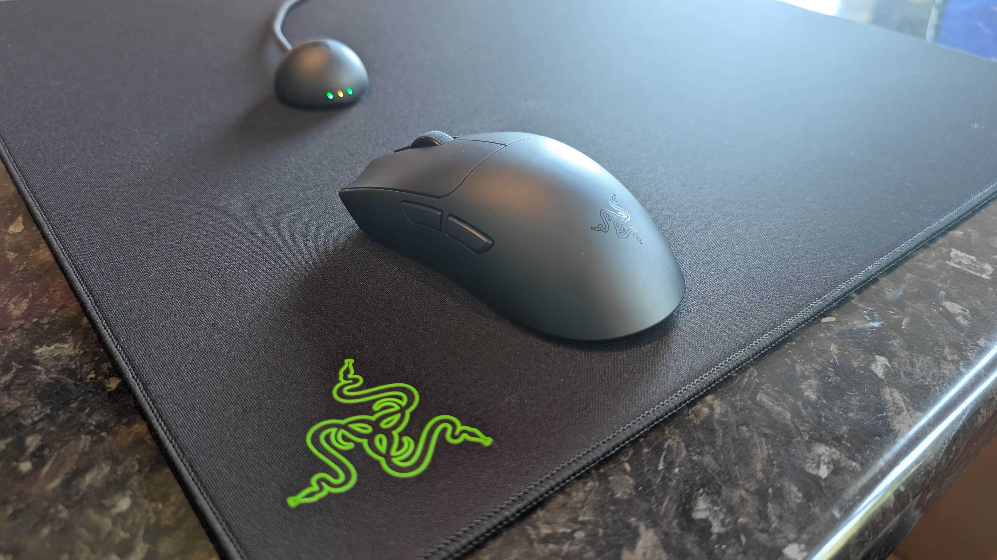 The Razer Viper V4 Pro gaming mouse pictured on the Razer Gigantus V2 Pro mouse mat.