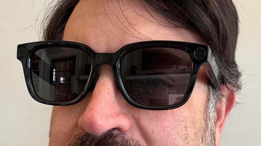 Las gafas con IA de Rokid pueden acceder a algunos modelos de OpenAI, pero no con acceso completo a una cuenta de ChatGPT.