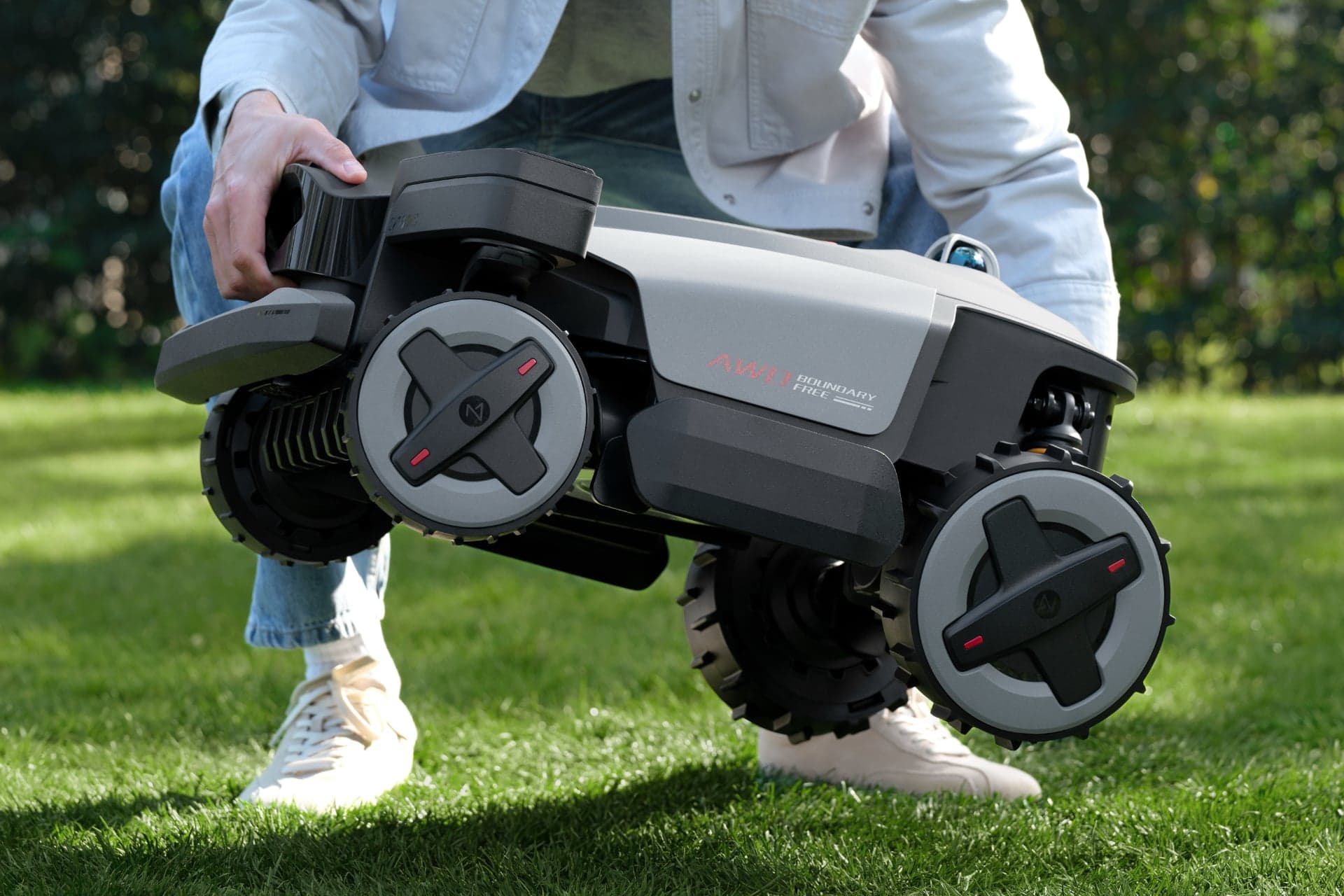 RockMow X120H siendo levantado