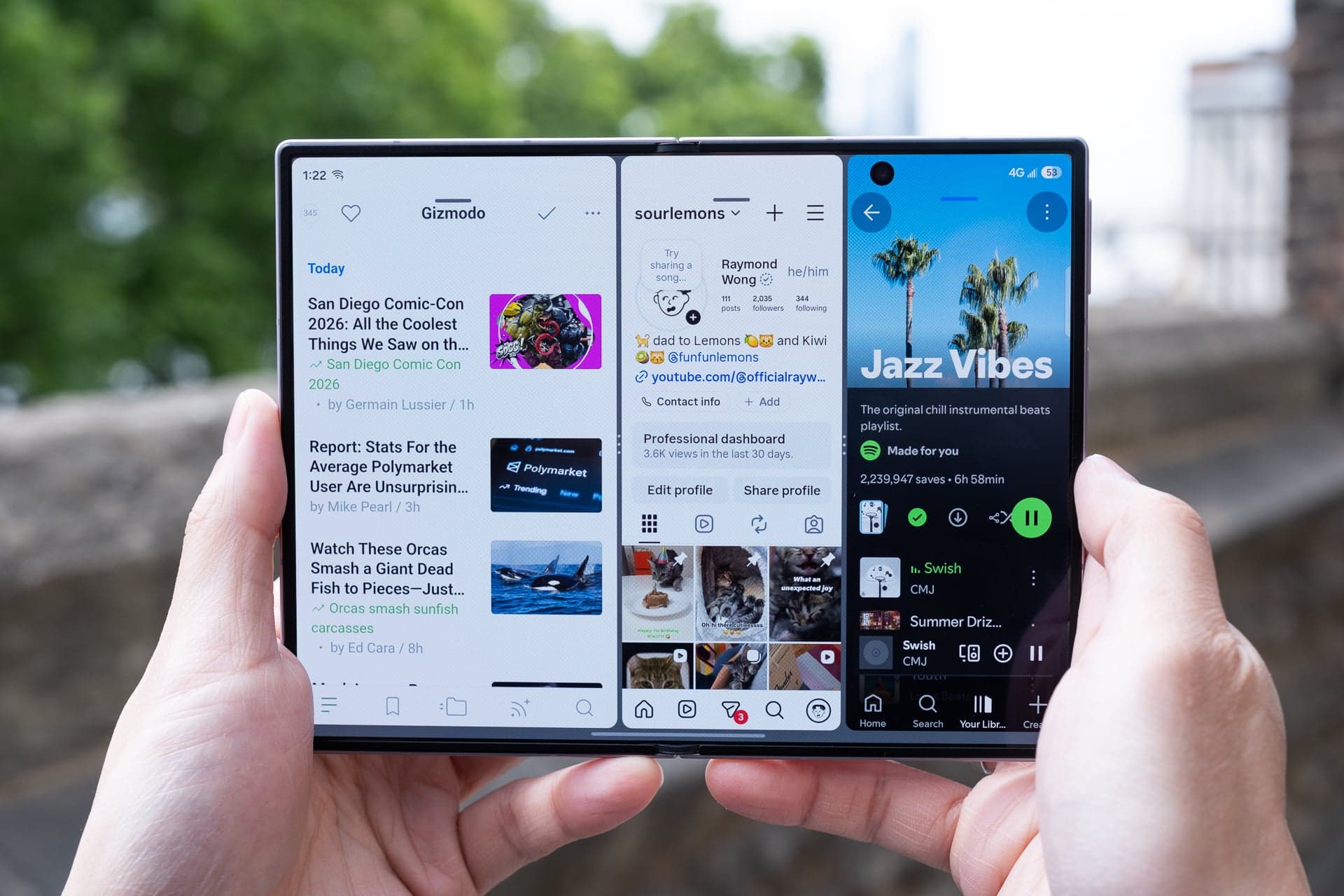 Samsung Galaxy Z Fold 8 video display