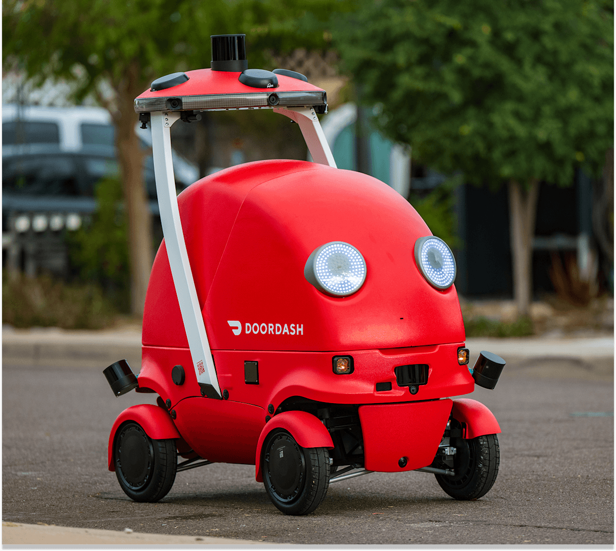 Robot Dot de DoorDash en la carretera