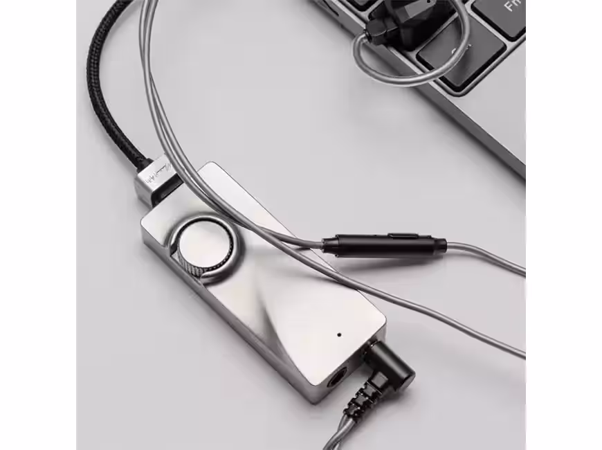 Портативный ЦАП с усилителем для наушников Moondrop Moonriver 3