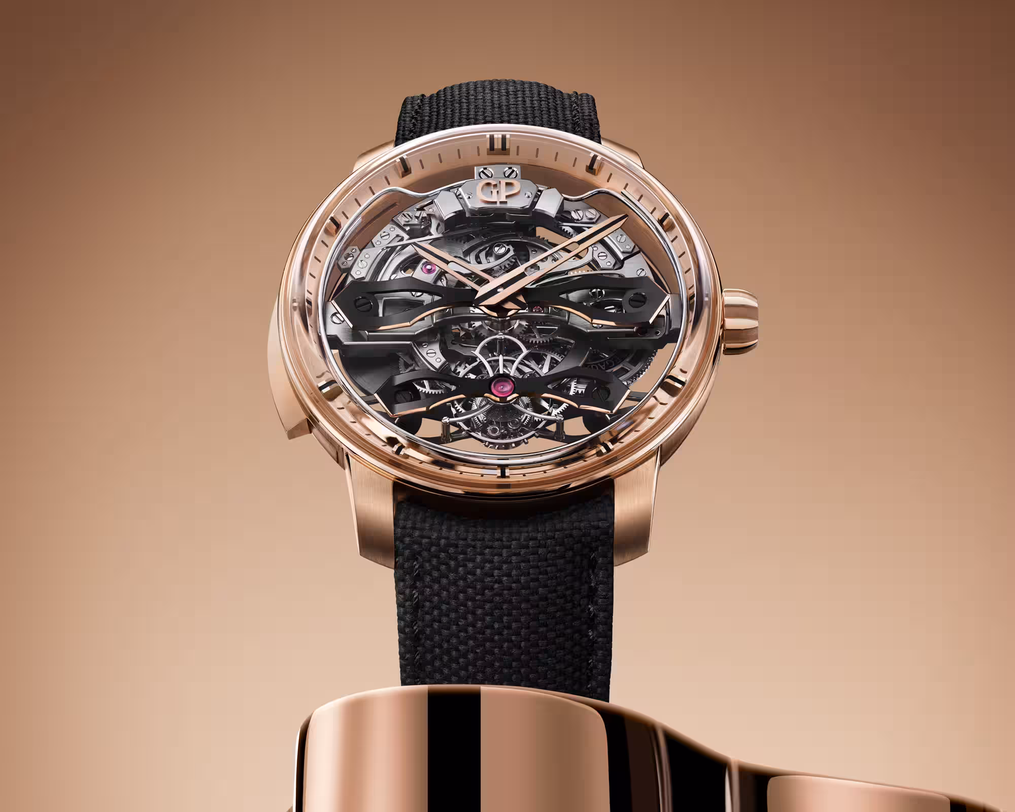 Strap and clasp details of Girard-Perregaux flying bridges watch