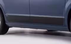 Front grille detail on the retro Honda StepWGN