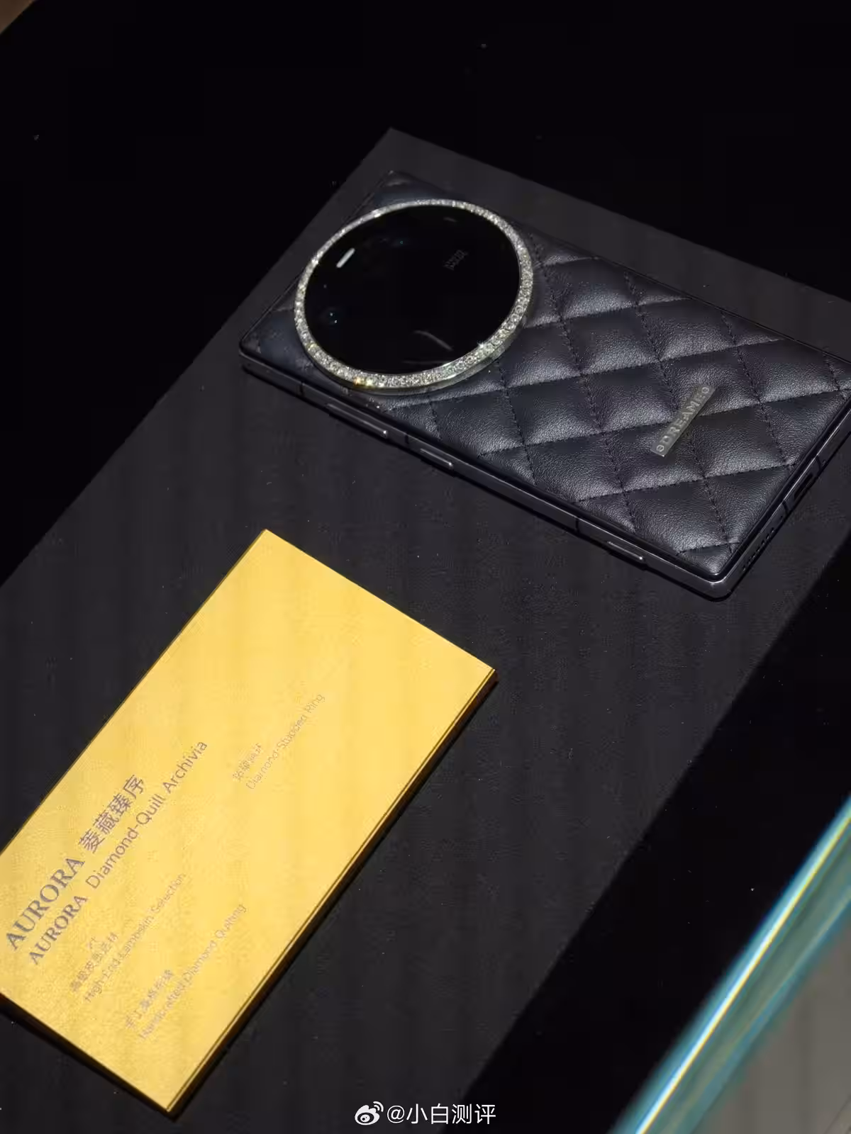 Luxury smartphone with gold accents