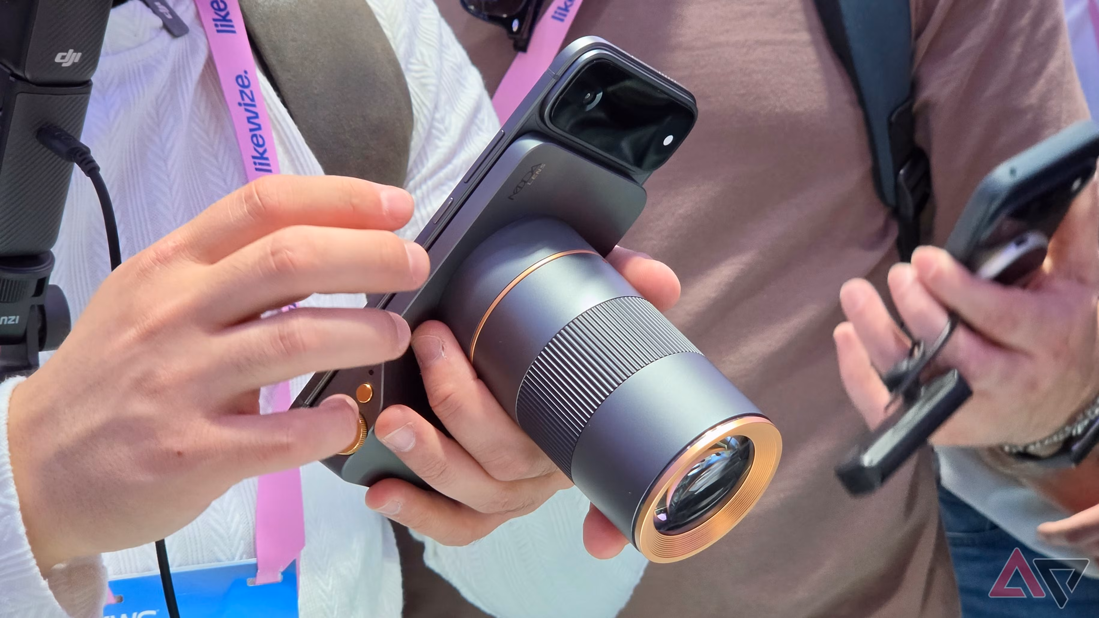 Telephoto camera module of Tecno modular smartphone