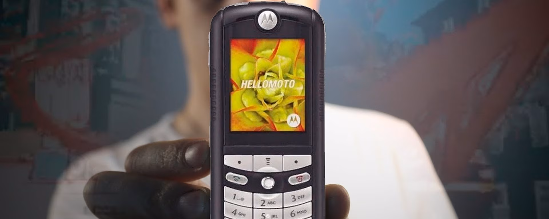 Motorola HELLOMOTO phone display