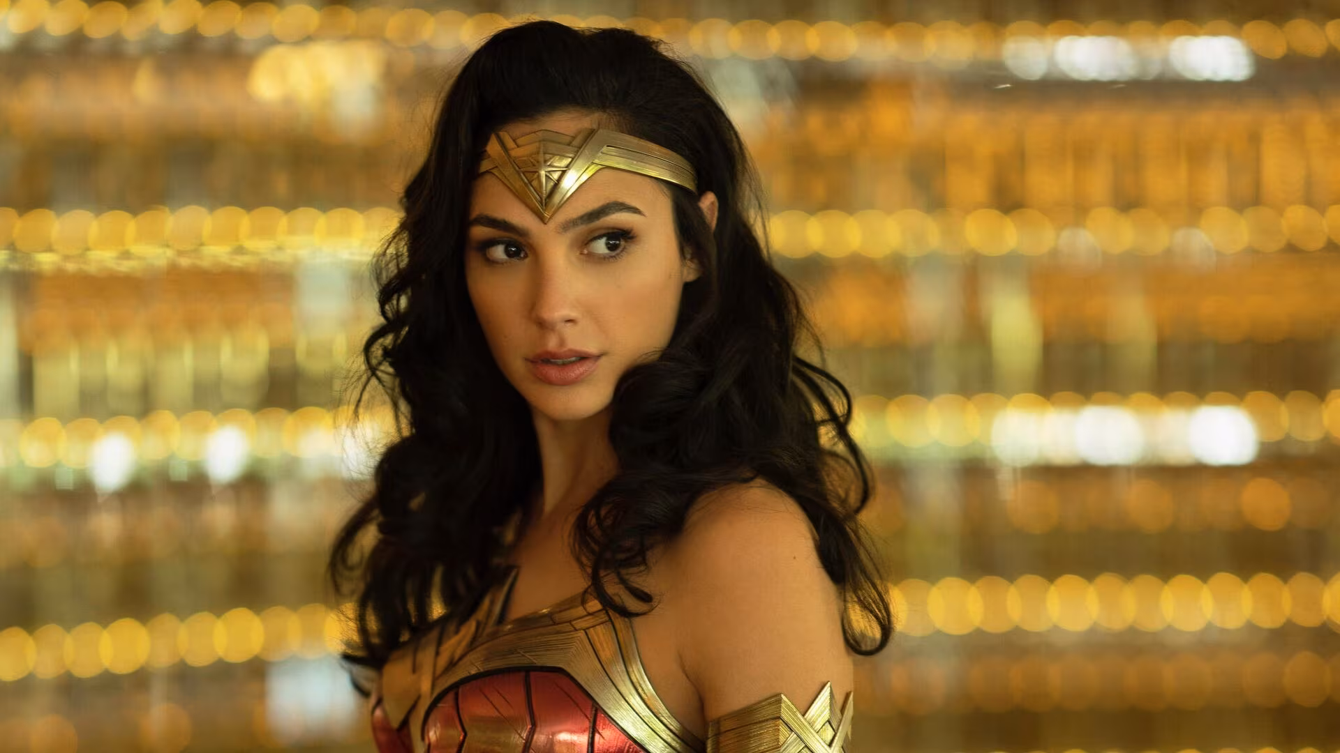 Russian model in DC Wonder Woman costume