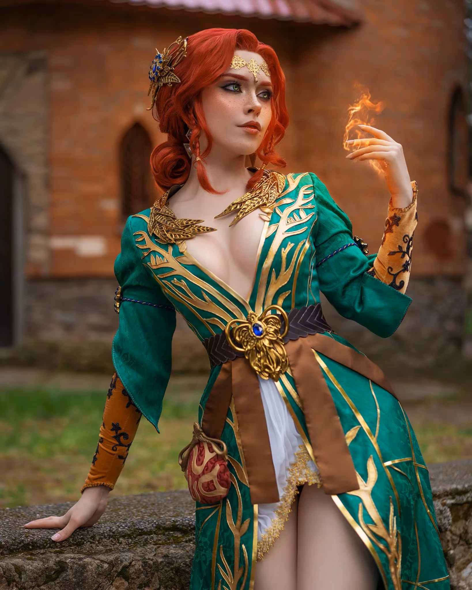 Russian cosplayer brings different Triss Merigold looks from The Witcher to life