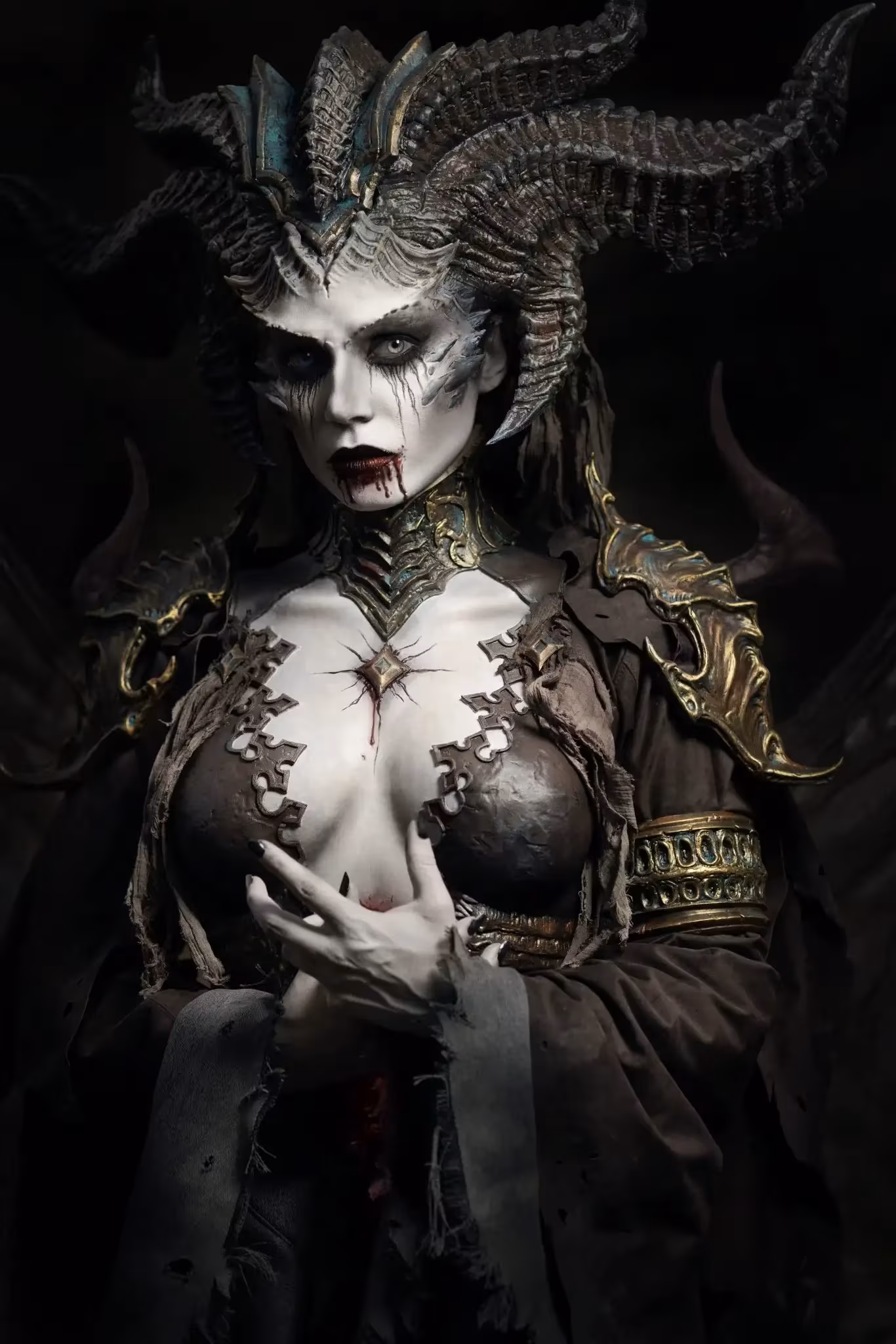 Lilith cosplay from Diablo 4 by Cinderys