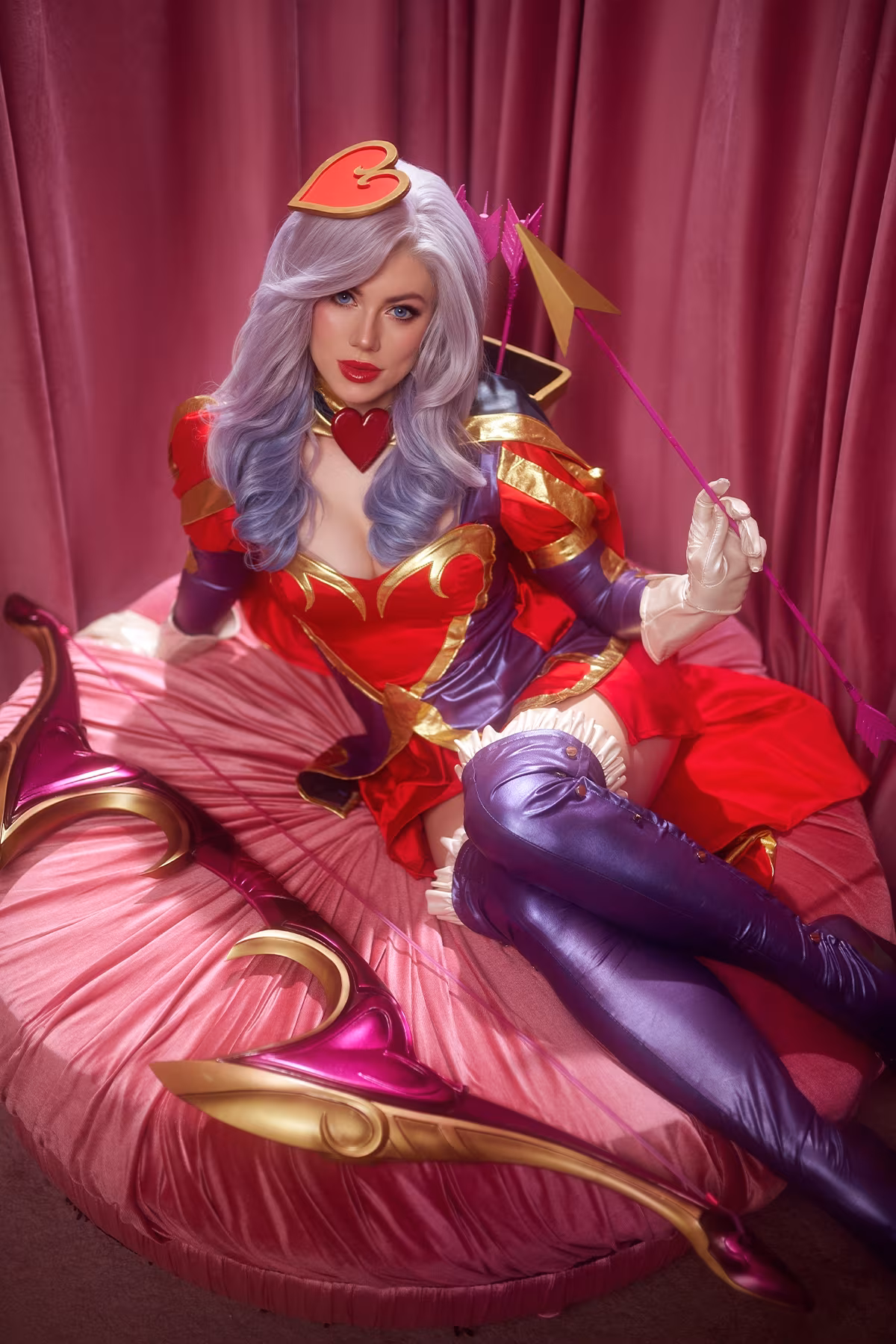 KamikoZero dressed in Heartseeker Ashe costume