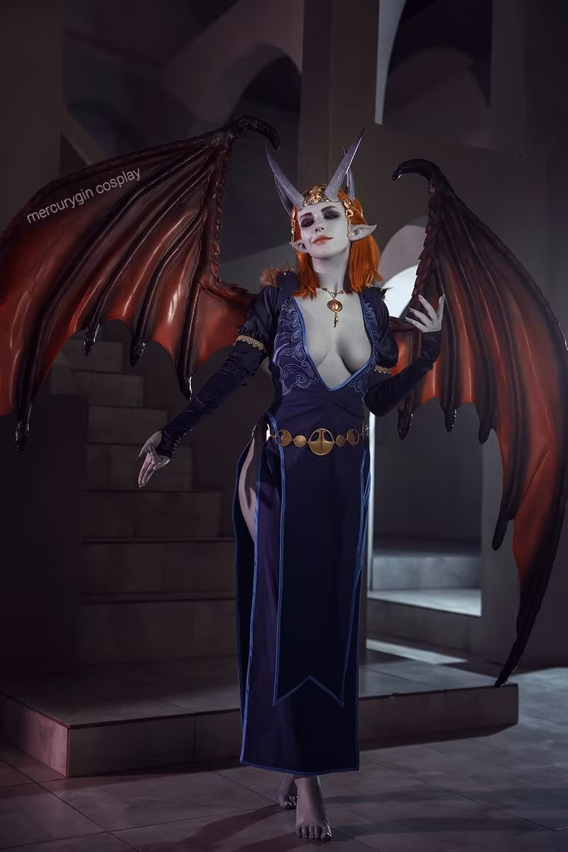 Mizora cosplay from Baldur's Gate 3 with wings and horns
